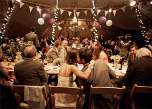 Nina & Graeme - real party in teepee tents