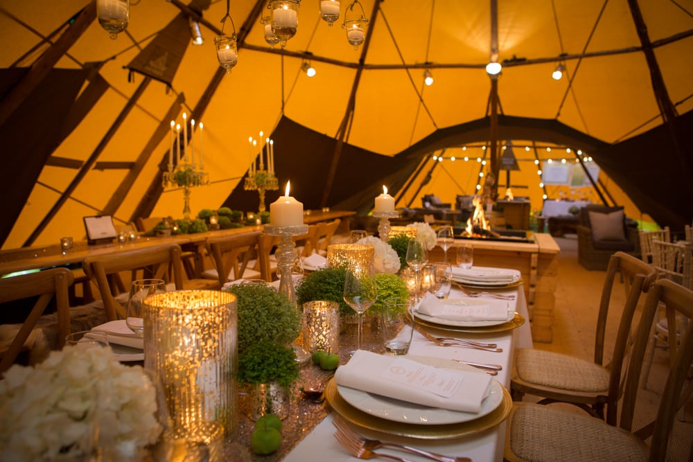 Place cards- confetti sweetheart, rose gold cutlery- Whitehouse crockery Place cards- confetti sweetheart, rose gold cutlery- Whitehouse crockery