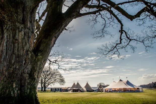 PapaKåta Sperry & Teepees set up at Escrick Park Estate, Image by Dominic Wright Photography