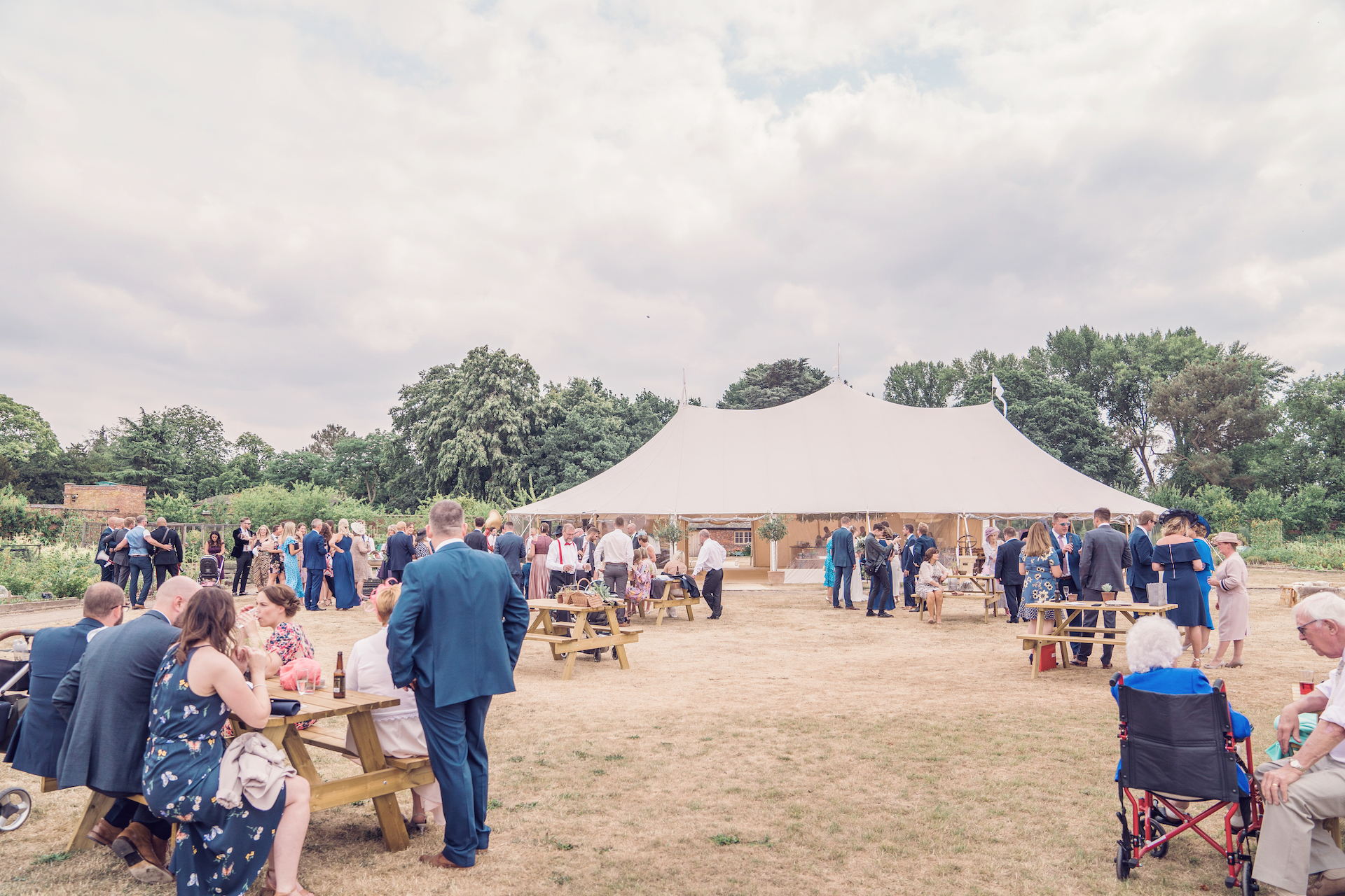 PapaKåta couple Louise & Alex's Sperry Wedding at Elford Hall Garden, Staffordshire captured by Jessica Raphael Photography- Sperry Tent exterior