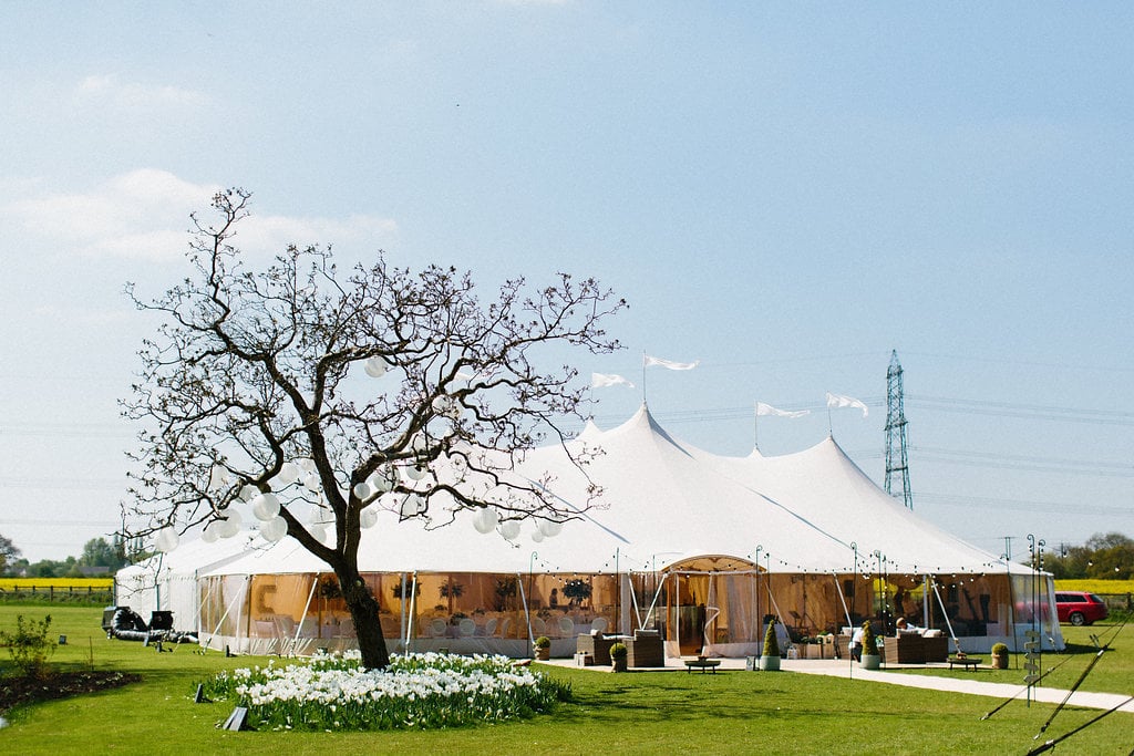 PapaKåta couple Georgina & Steve Sperry Tent Wedding in Barnby Dun, Doncaster captured by Melissa Beattie- Sperry Tent with Sperry Archway