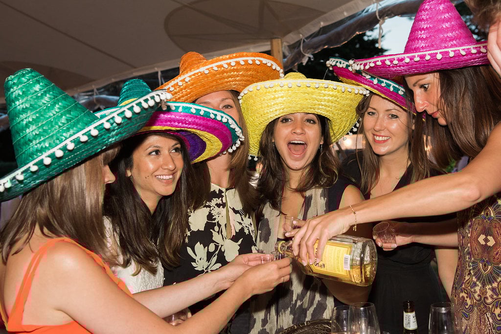 Georgie & Ben's PapaKåta Sperry Tent wedding at Newington House captured by Lucy Davenport: Tequila, tequila! 