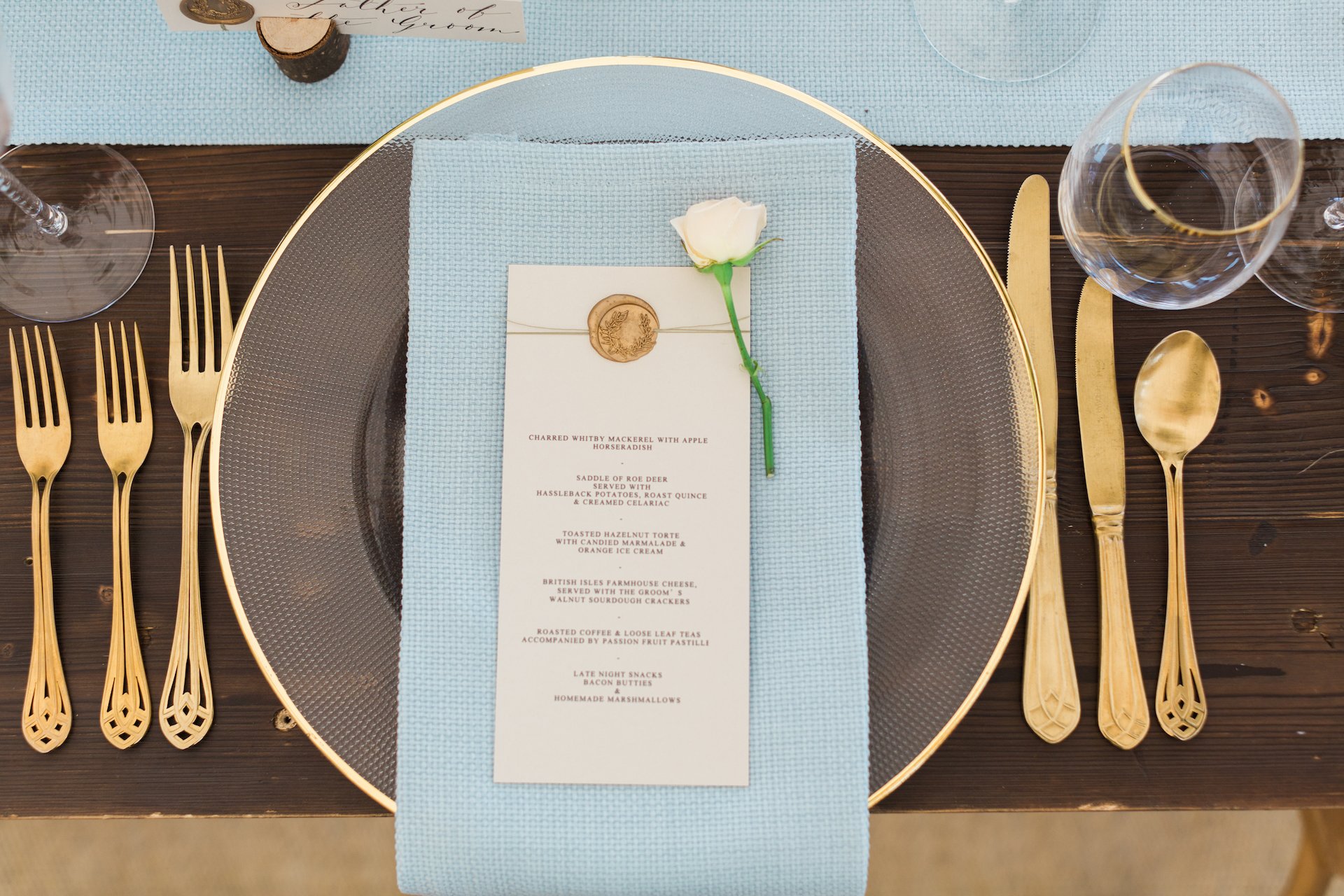 PapaKåta Spring Open Weekend Sperry Tent captured by Lucy Davenport Photography: Table Setting with Whitehouse Crockery, Just 4 Linen & Lonetree Weddings