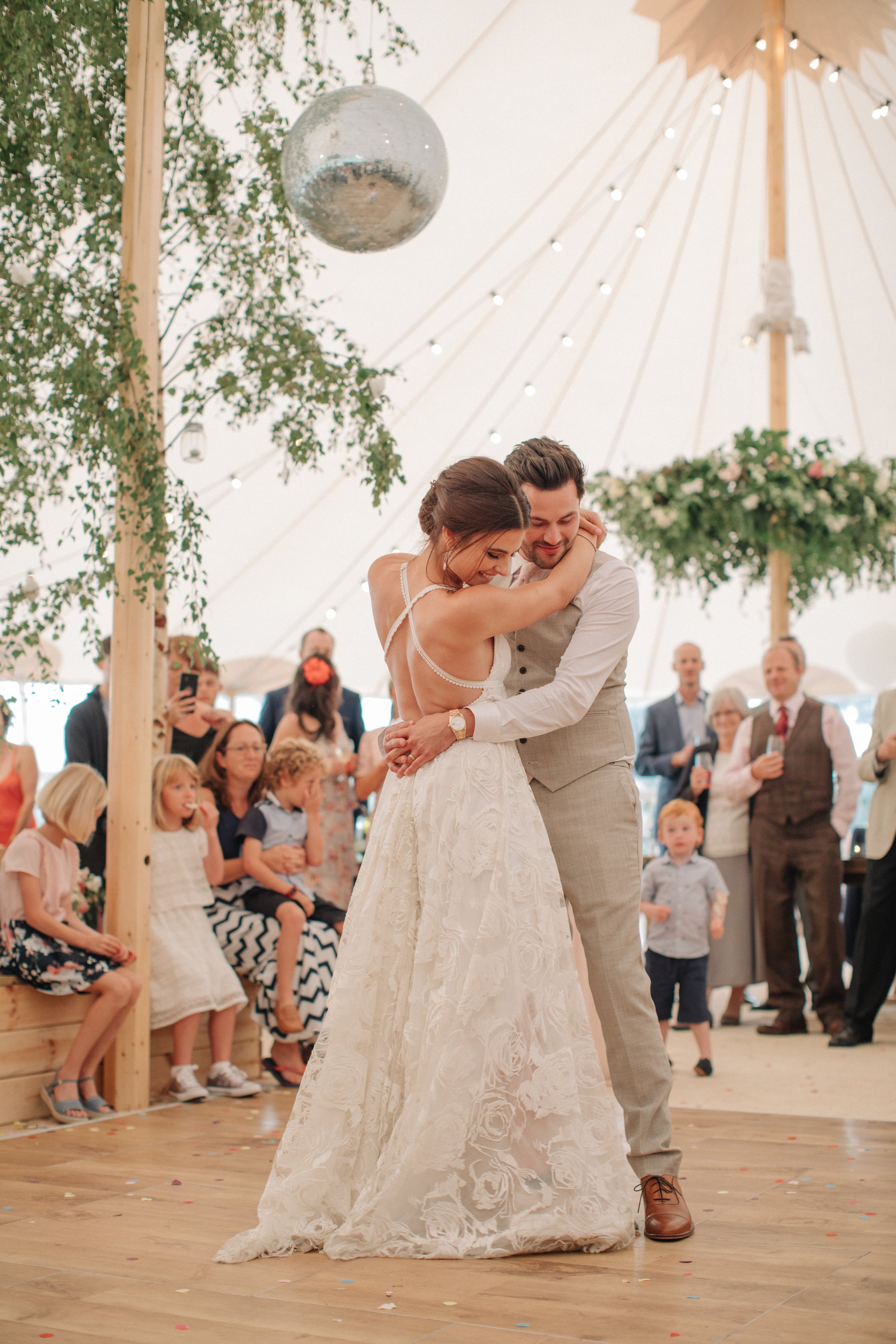 Steph & Ed's PapaKåta Sperry Tent wedding at home in Nottingham captured by M & J Photography: The First Dance