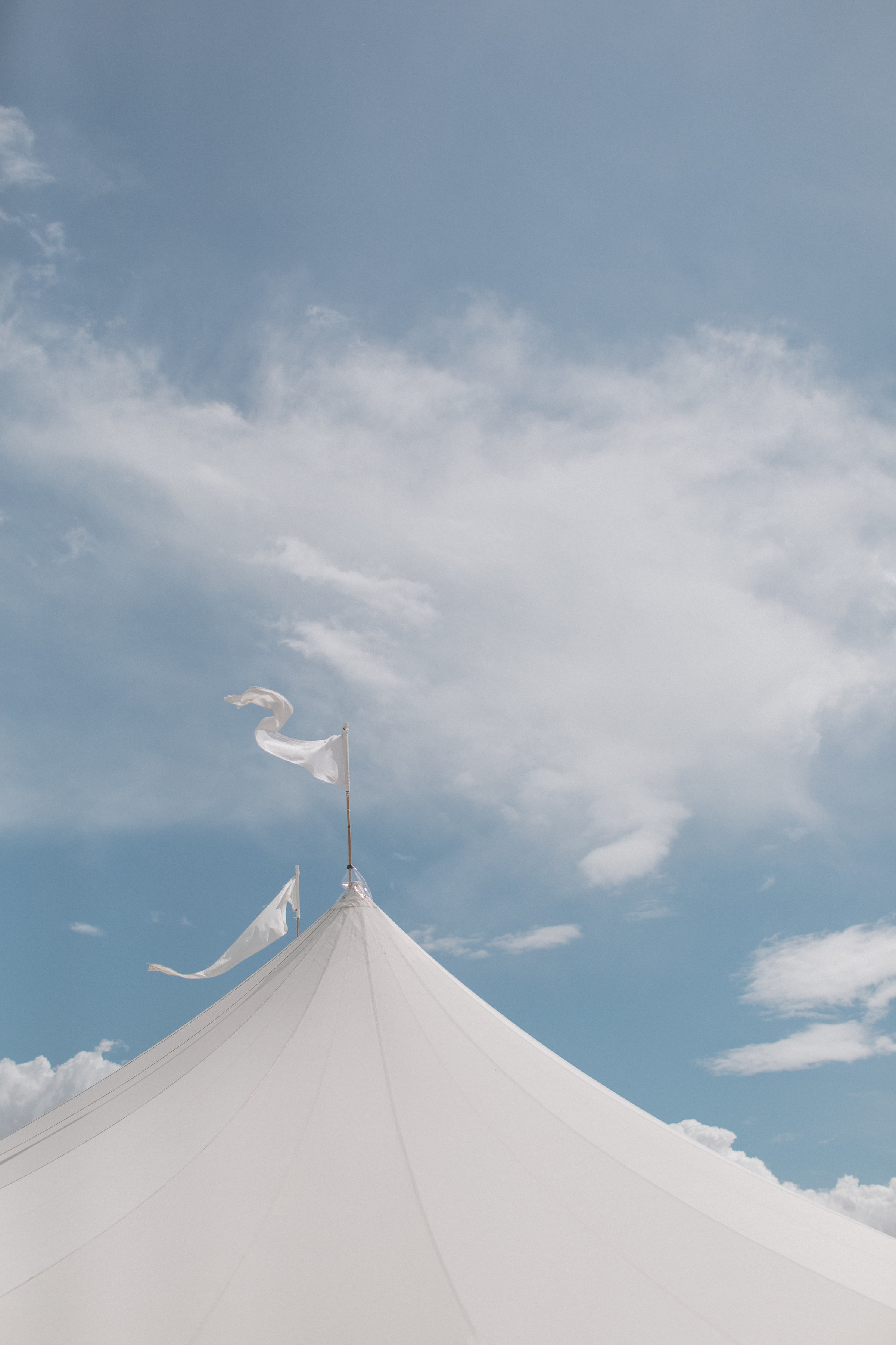 Steph & Ed's PapaKåta Sperry Tent wedding at home in Nottingham captured by M & J Photography: Blue Skies & Sperry Tent Flags 