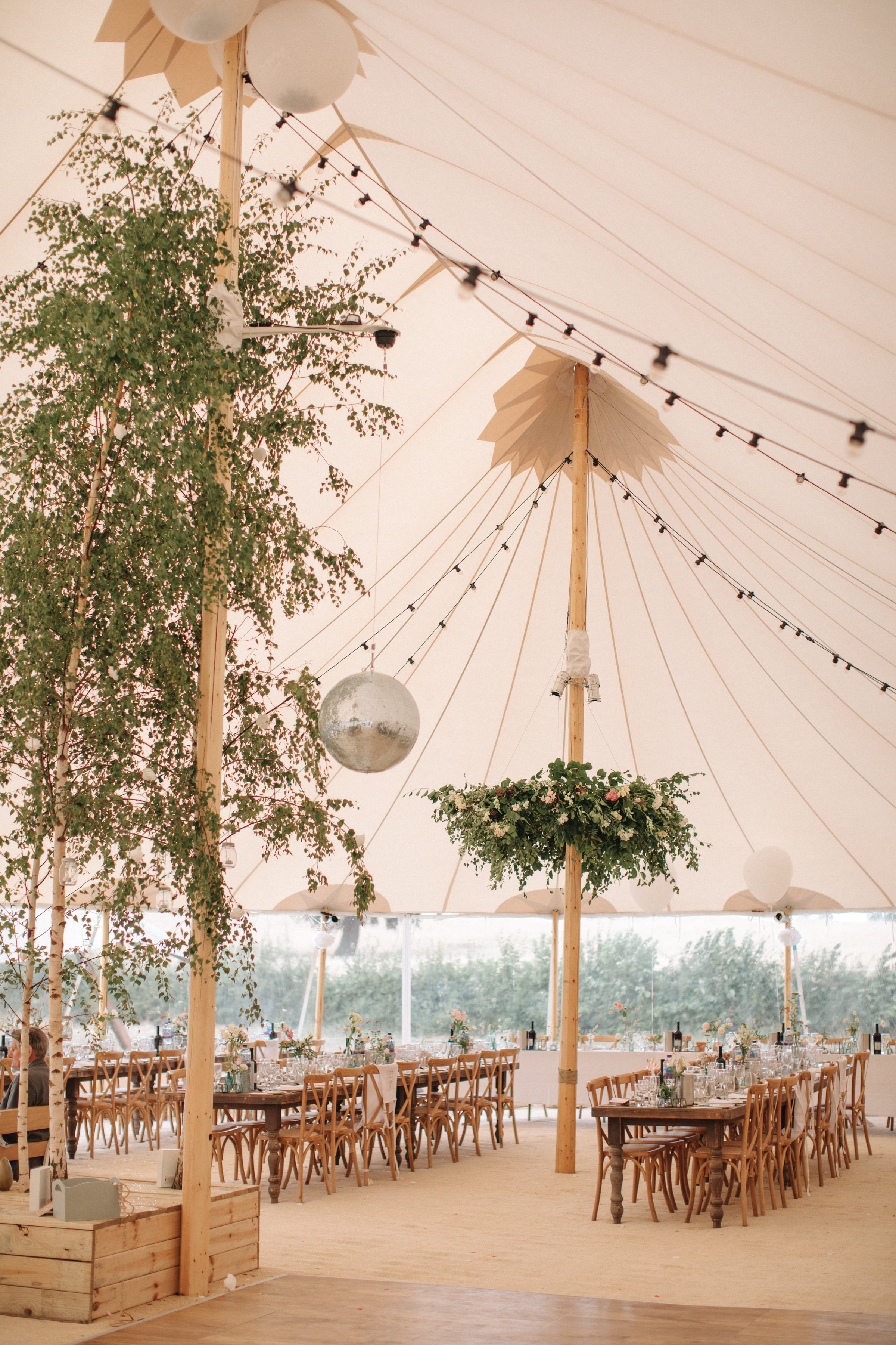 Steph & Ed's PapaKåta Sperry Tent wedding at home in Nottingham captured by M & J Photography: Sperry Tent interior, elegant styling