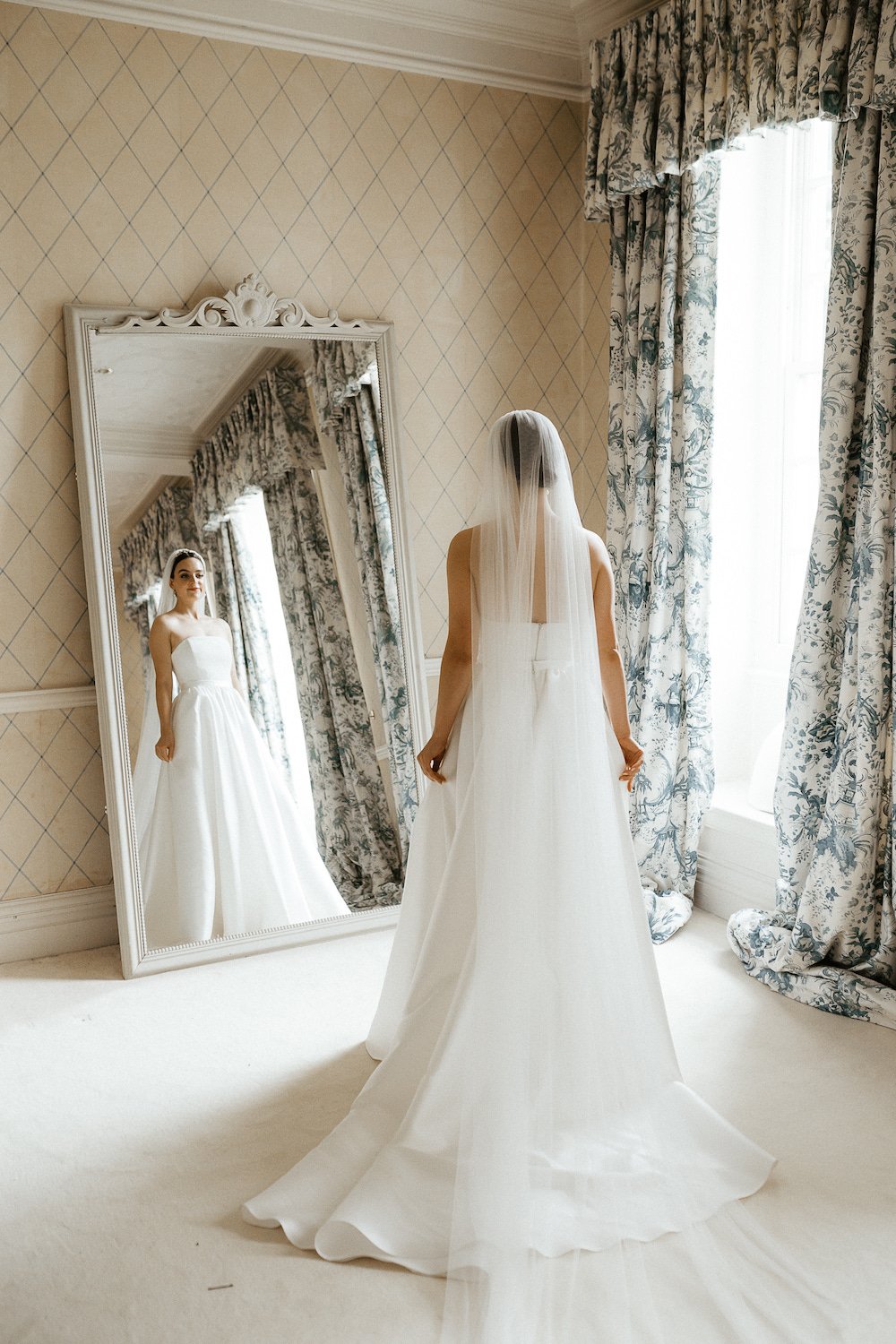 India & Sean PapaKåta Sperry Tent Wedding in Lincolnshire, Yorkshire, Caitlin & Jones Photography; Wedding Dress