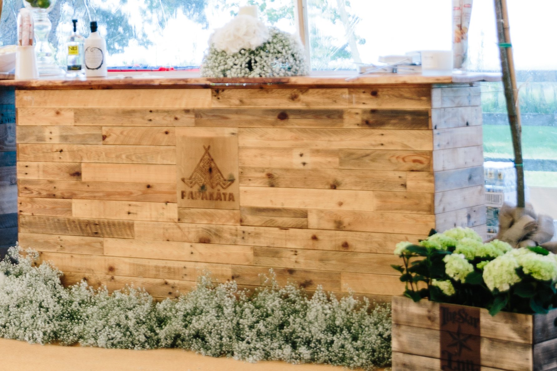 PapaKata Reclaimed Oak Bar