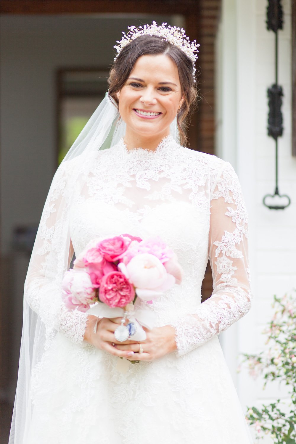 Hannah & Tom Stunning PapaKåta Sperry Tent Wedding in West Horsley, Surrey. Captured Beautifully by Helen Warner Photography; The Beautiful Bride