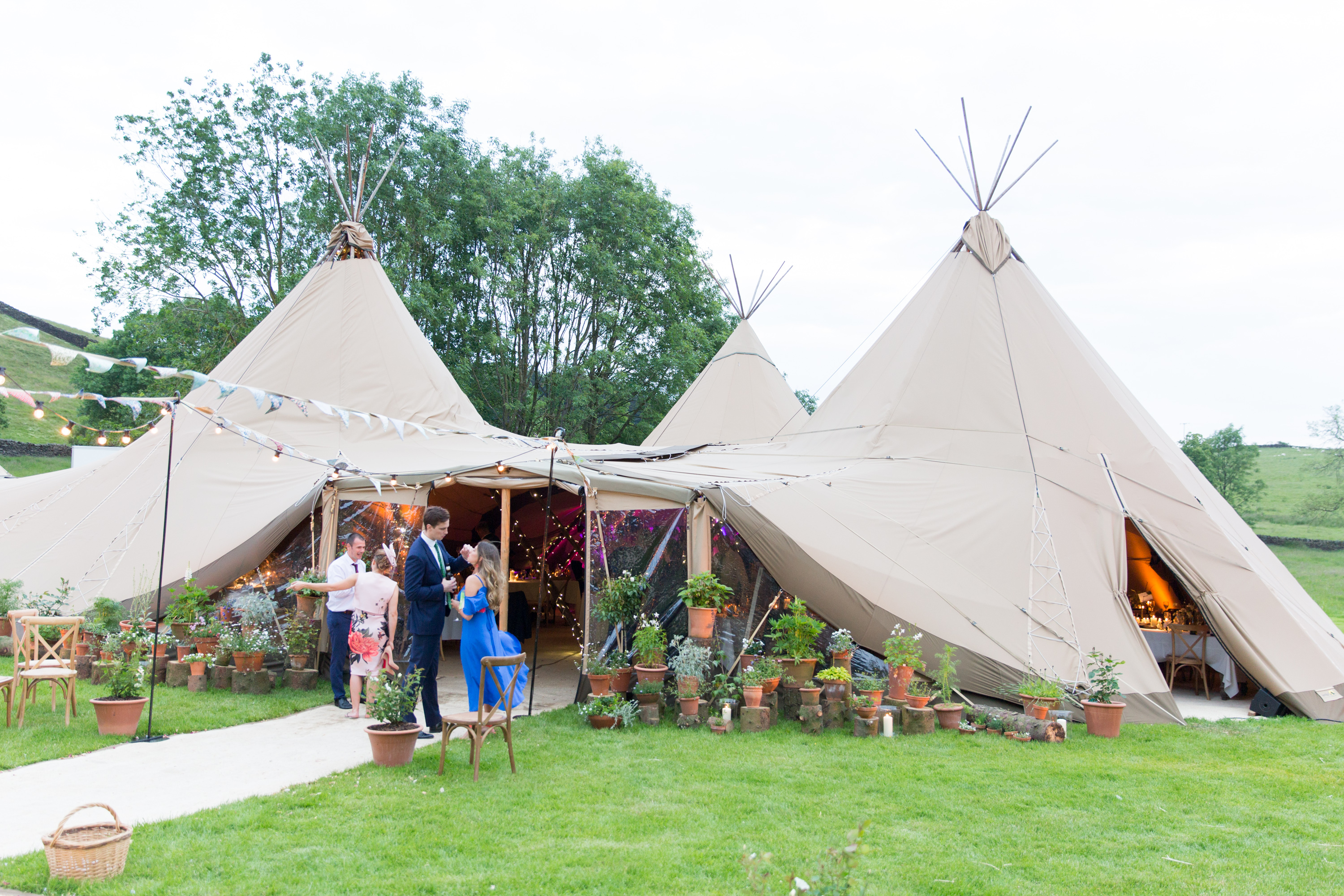 Jess & Rob's stunning PapaKåta Tipi Tent Wedding in Ilkley, West Yorkshire. Photography by Helen Warner; 3 Katas
