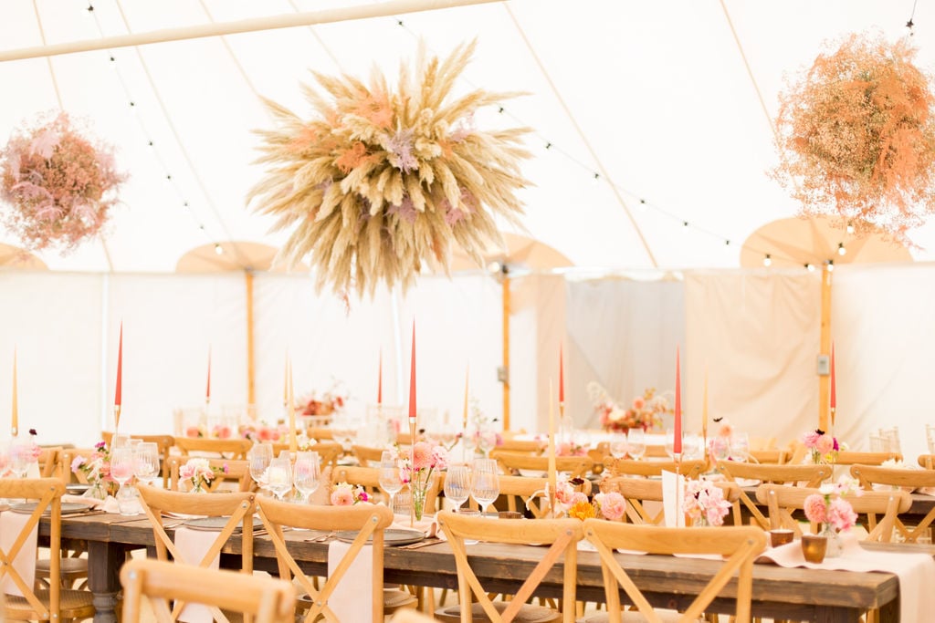 PapaKåta Autumn Open Weekend 2019 Sperry Tent, Photographed by Helen Warner Photography; Stunning Florals