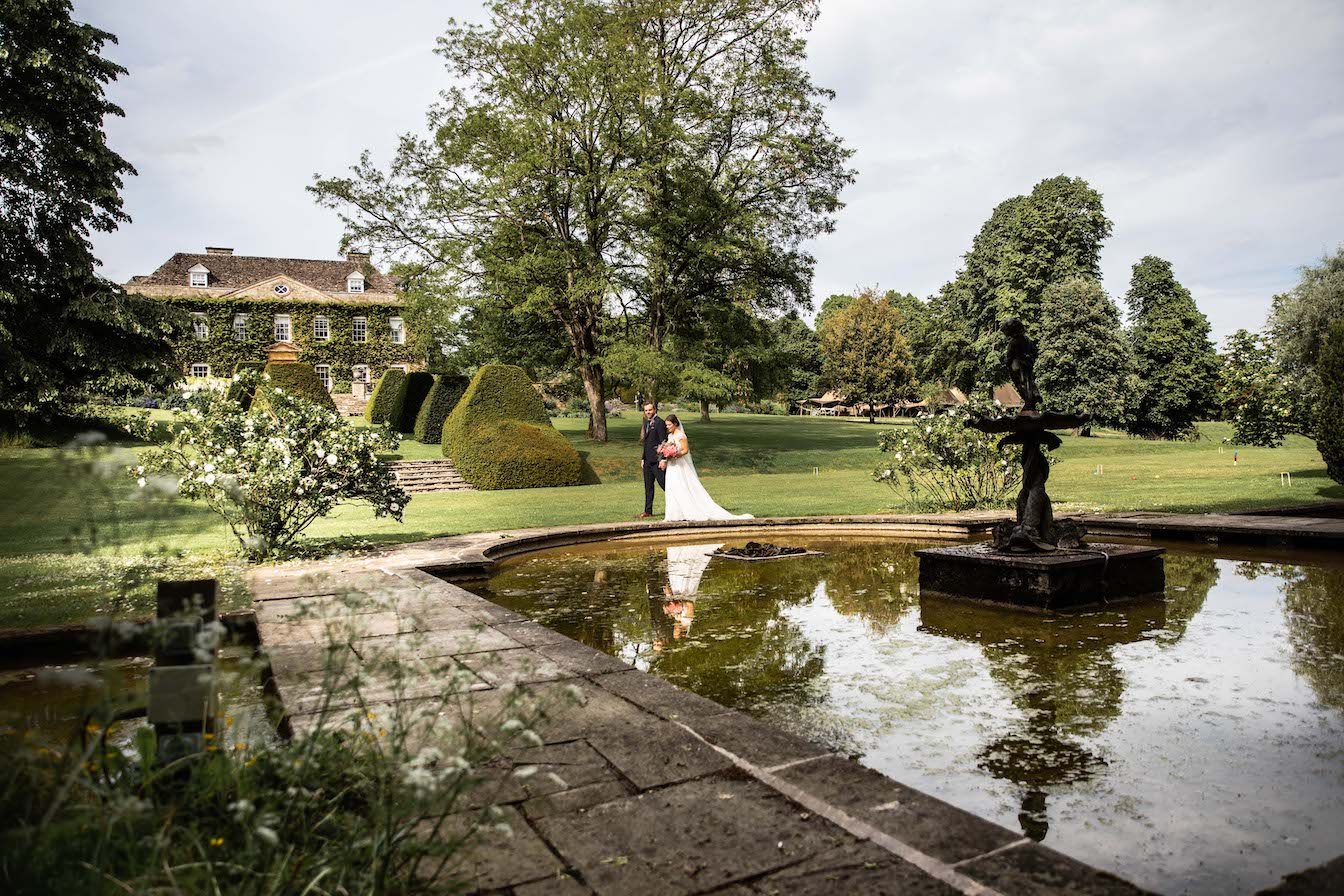 Fay & Mike Gorgeous PapaKåta Tipi Wedding at Cornwell Manor in the Cotswolds. Photographed by Alice Morgan Photography; Stunning Grounds at Cornwell Manor