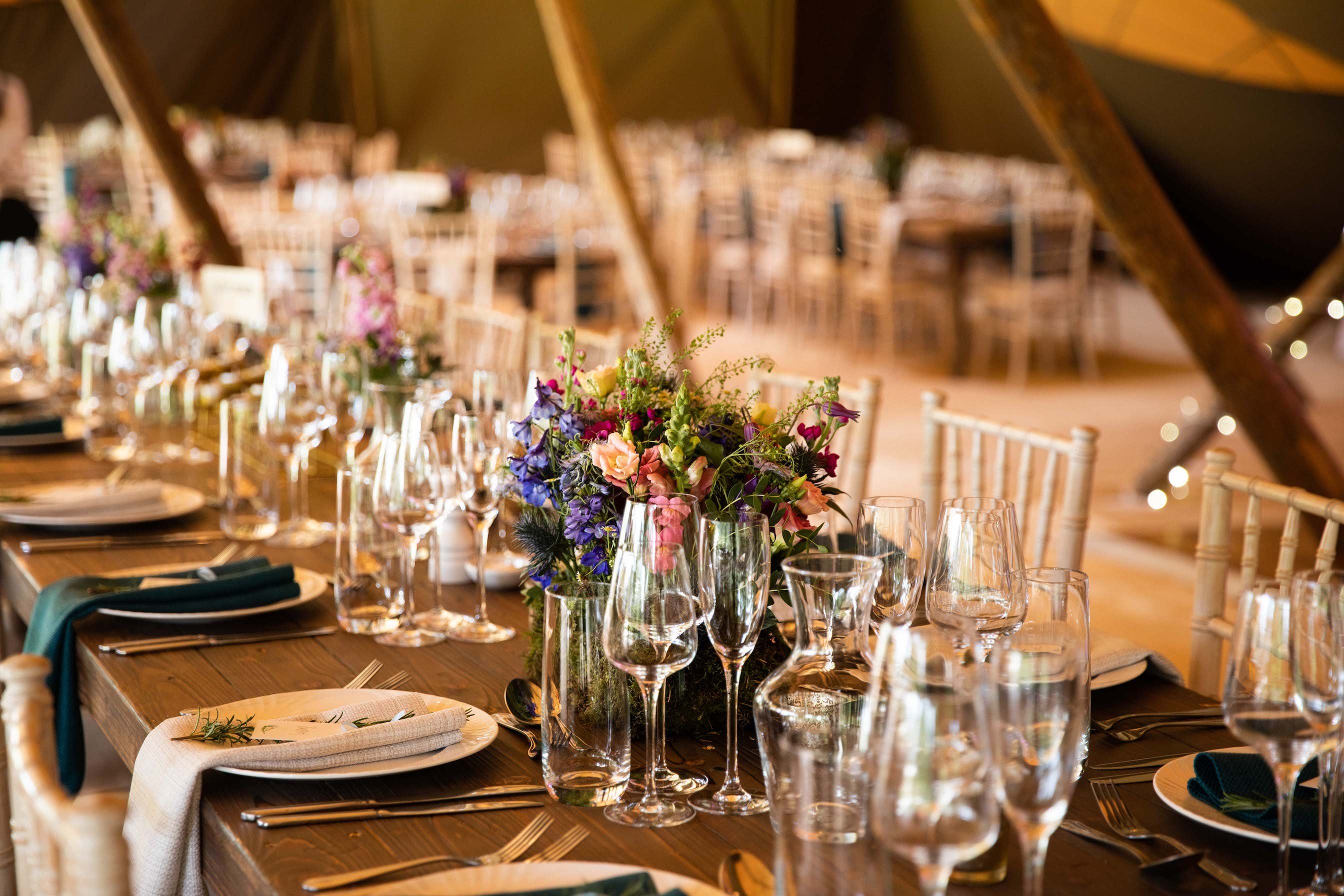 Fay & Mike Gorgeous PapaKåta Tipi Wedding at Cornwell Manor in the Cotswolds. Photographed by Alice Morgan Photography; Farmhouse Table Rustic Luxe Vibe