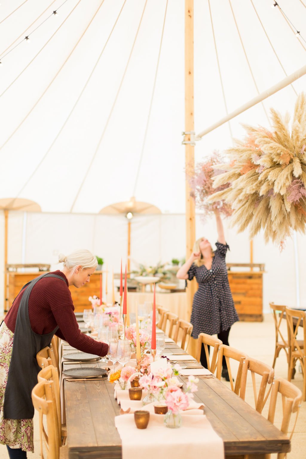 PapaKåta Autumn Open Weekend 2019 Sperry Tent, Photographed by Helen Warner Photography; Finishing Touches to the Floral Displays
