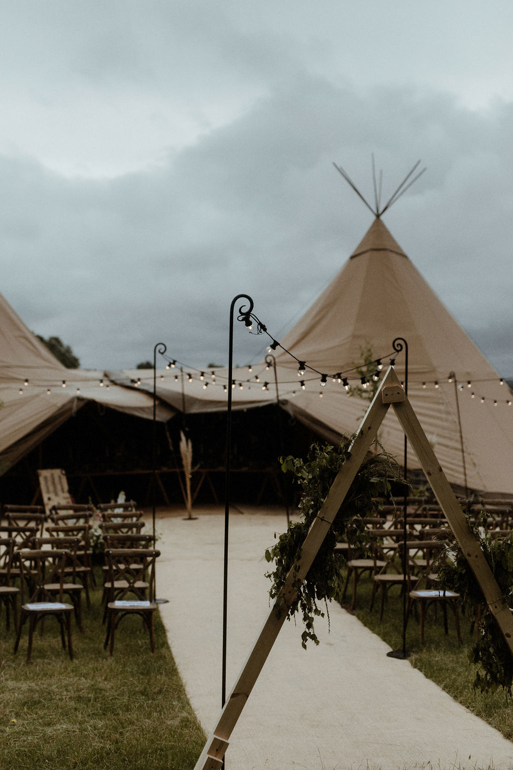 Georgie & Will Stunning PapaKåta Tipi Tent Wedding near Henley-on-Thames, Oxfordshire. Captured beautifully by Olivia & Dan Photography; Gorgeous Outdoor Ceremony Set Up