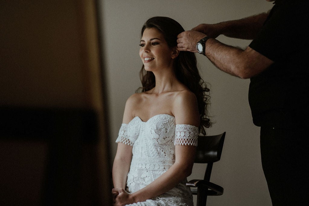 Georgie & Will Stunning PapaKåta Tipi Tent Wedding near Henley-on-Thames, Oxfordshire. Captured beautifully by Olivia & Dan Photography; Beautiful Bride Getting Ready