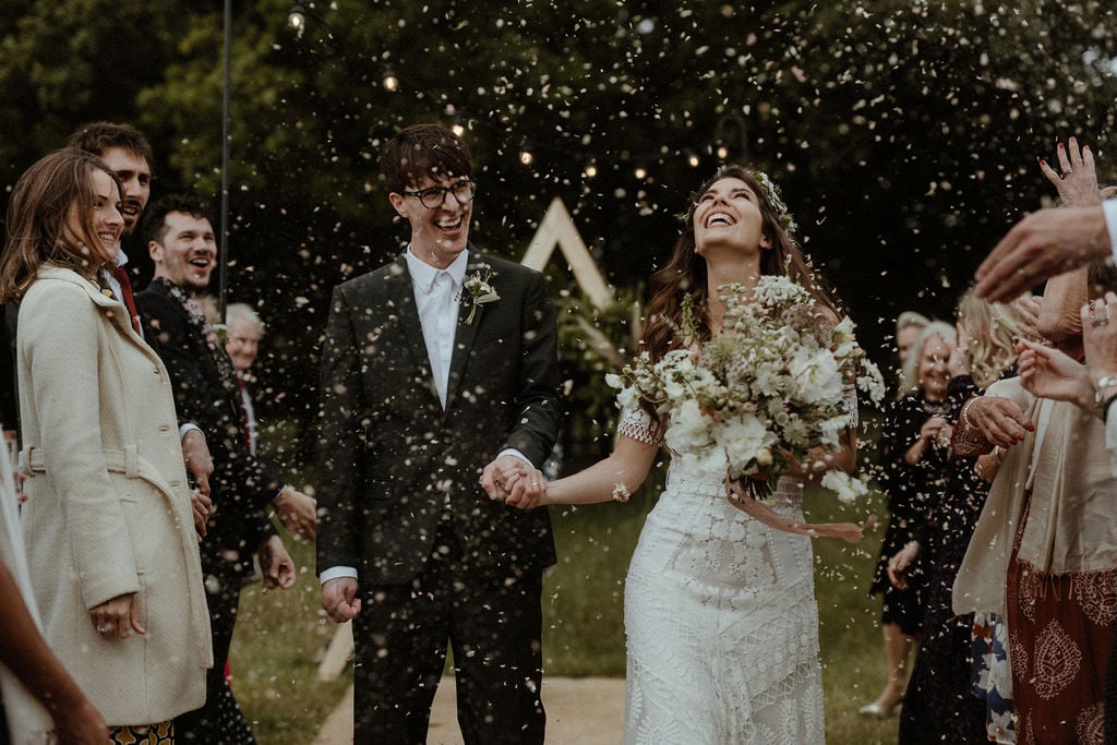 Georgie & Will Stunning PapaKåta Tipi Tent Wedding near Henley-on-Thames, Oxfordshire. Captured beautifully by Olivia & Dan Photography; That Just Married Feeling!