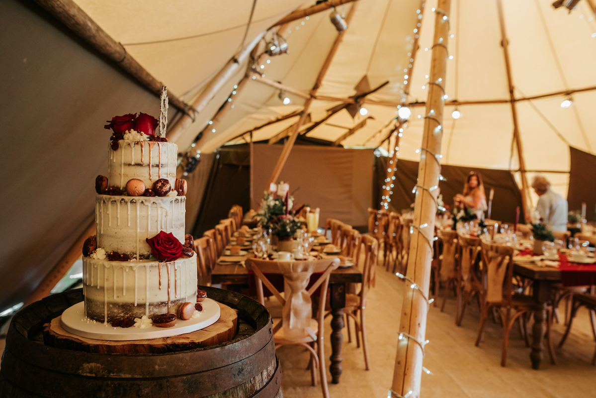 Leanne & Michael Gorgeous PapaKåta Tipi Tent Wedding in North Yorkshire, Photography by Charli; Gorgeous Cake!