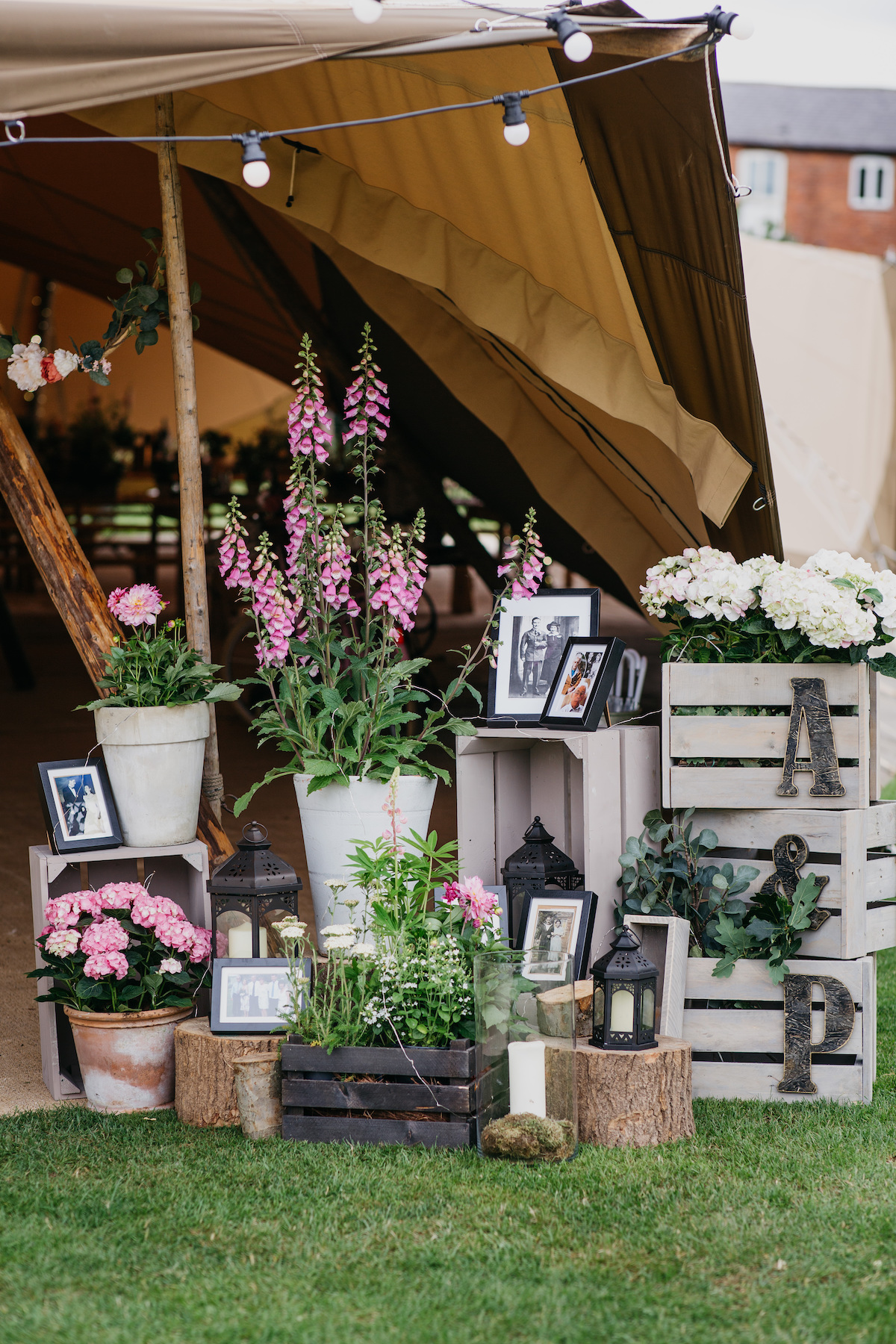 Alicia & Phil Gorgeous PapaKåta Tipi Tent Wedding in North Yorkshire. Photographed by John Hope Photography; Gorgeous Blooms!