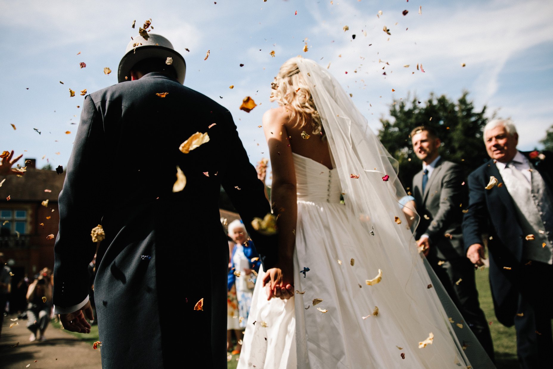 Georgina & James Stunning PapaKåta Sperry Tent Wedding in Finchampstead, Berkshire. Photography by Fresh Shoot Studios; Confetti