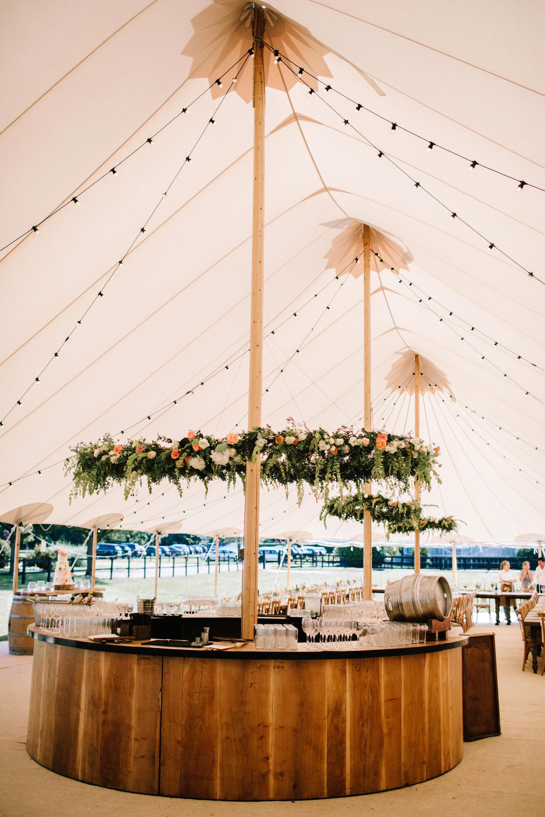 Georgina & James Stunning PapaKåta Sperry Tent Wedding in Finchampstead, Berkshire. Photography by Fresh Shoot Studios; Beautiful Round Bar