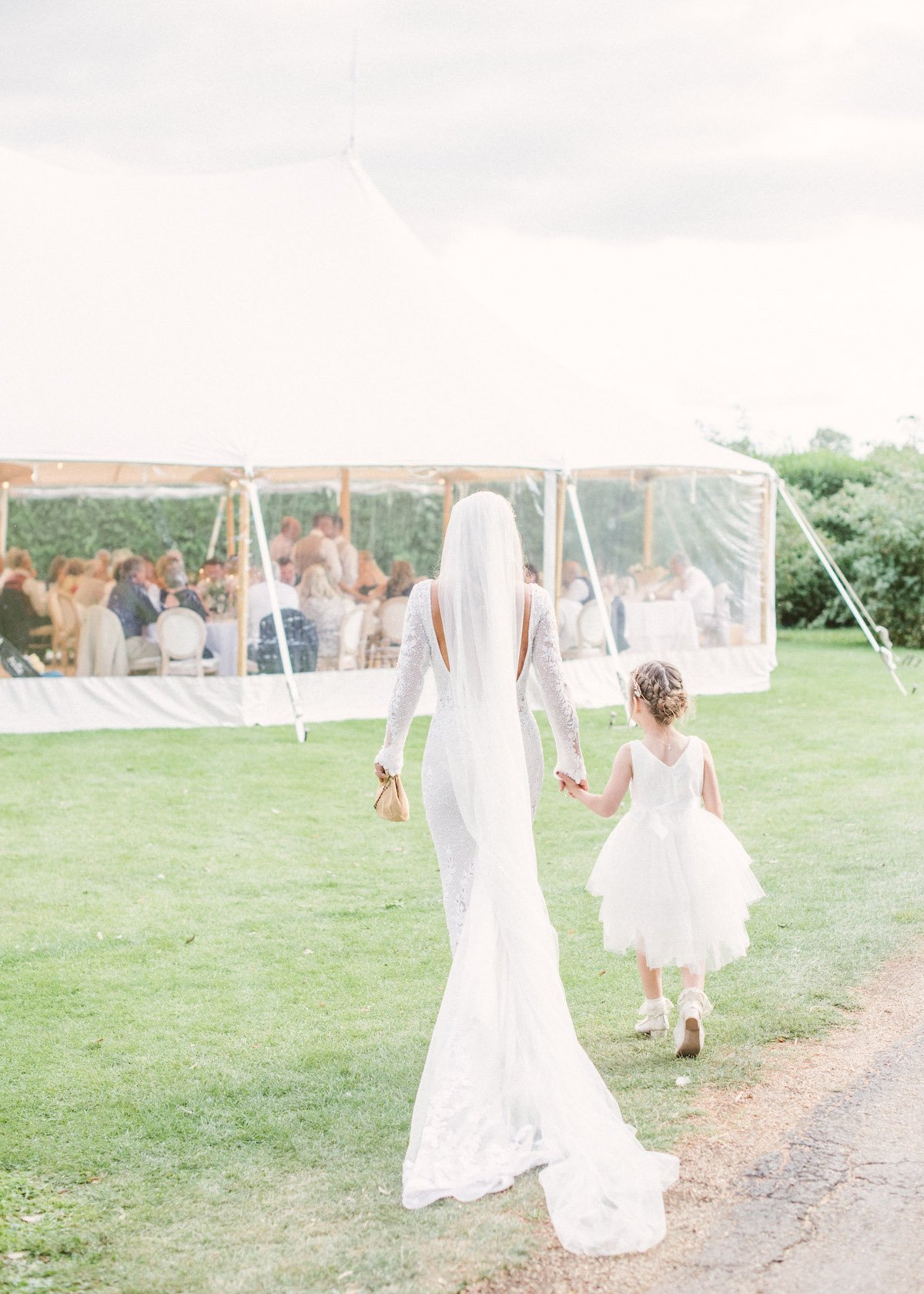 Jules & Shaun Beautiful PapaKåta Sperry Tent Wedding at Langar Hall. Photographed by Hannah Duffy Photography; Stunning Dress Details