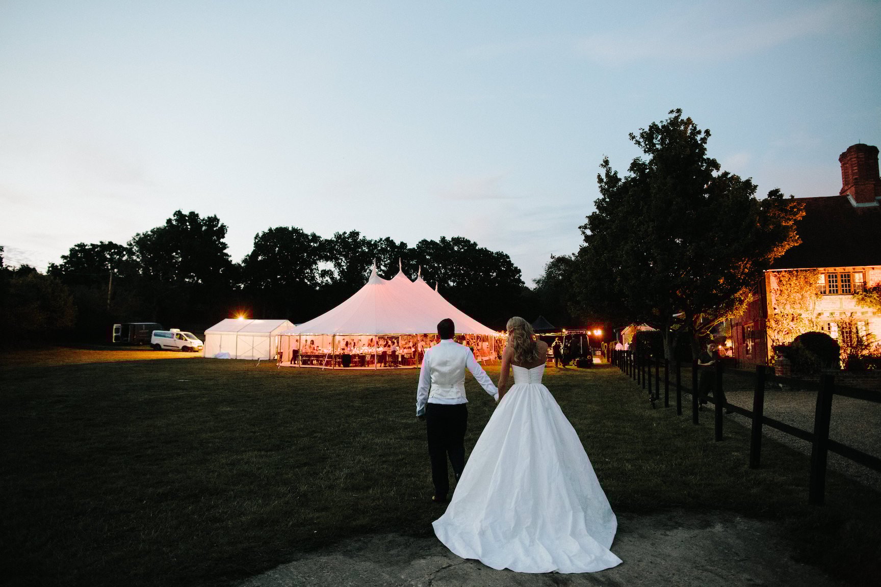 Georgina & James Stunning PapaKåta Sperry Tent Wedding in Finchampstead, Berkshire. Photography by Fresh Shoot Studios; Sperry at Night